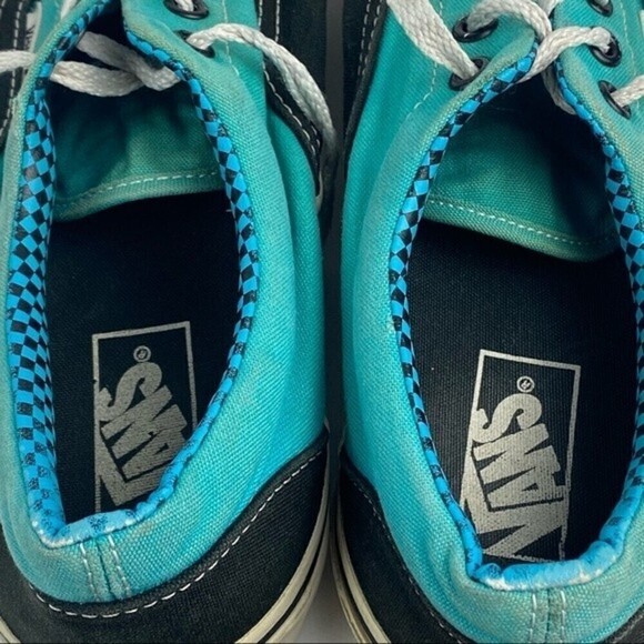 Vans Authentic Sneakers - Picture 8 of 12